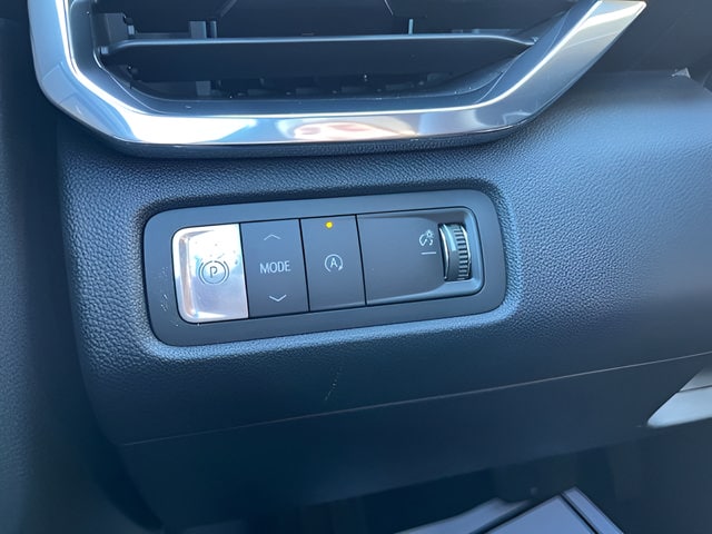 2026 GMC Acadia Elevation - Photo 13