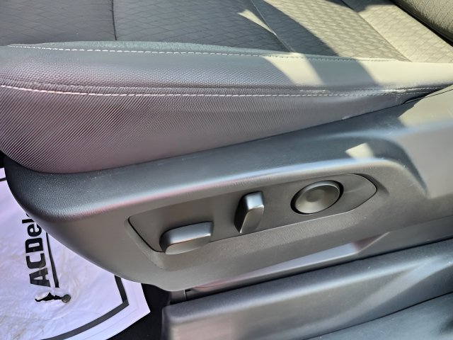 2025 Chevrolet Silverado 1500 LT - Photo 11