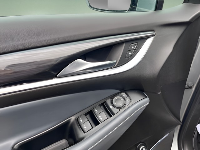 2023 Buick Enclave Essence - Photo 10