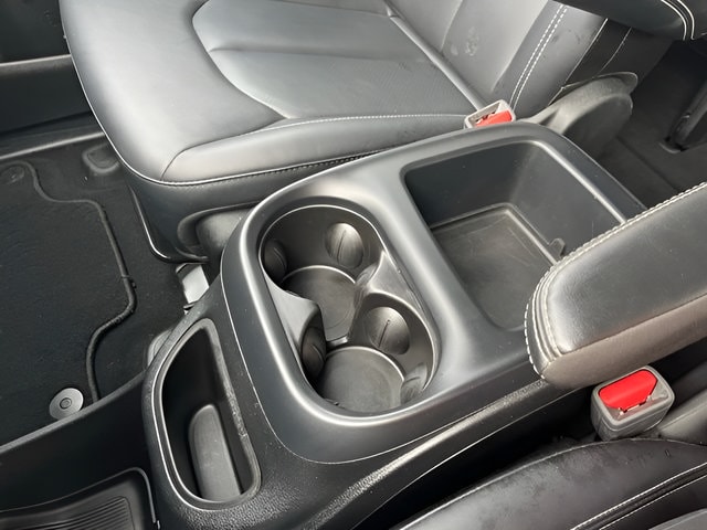 2025 Chrysler Pacifica Select - Photo 23
