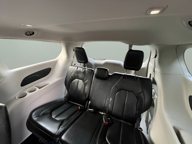 2024 Chrysler Pacifica Touring L - Photo 26