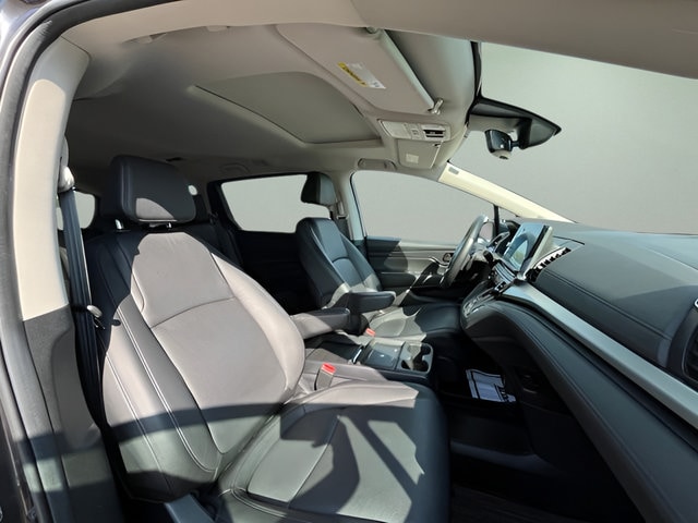 2025 Honda Odyssey EX-L - Photo 34