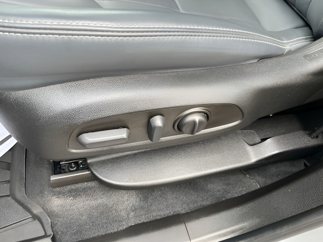 2023 Buick Enclave Essence - Photo 12