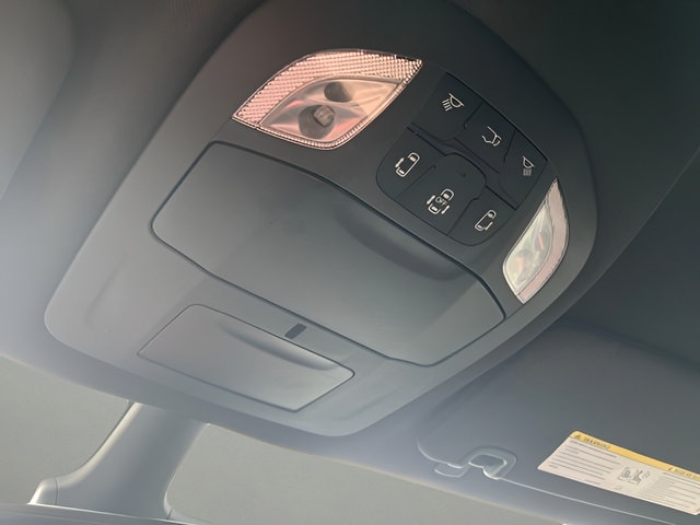 2025 Chrysler Pacifica Select - Photo 24