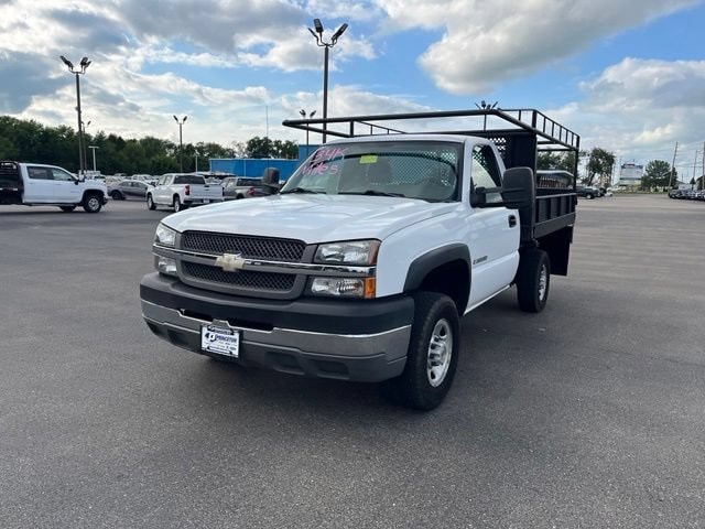 Used 2004 Chevrolet Silverado 2500HD Work with VIN 1GCHC24UX4E378306 for sale in Princeton, IL