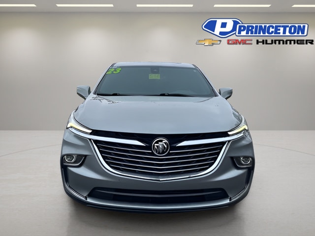 2023 Buick Enclave Essence - Photo 2