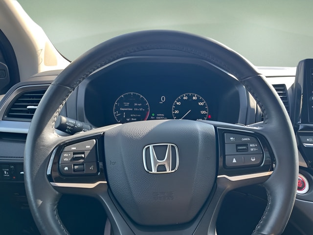 2025 Honda Odyssey EX-L - Photo 15