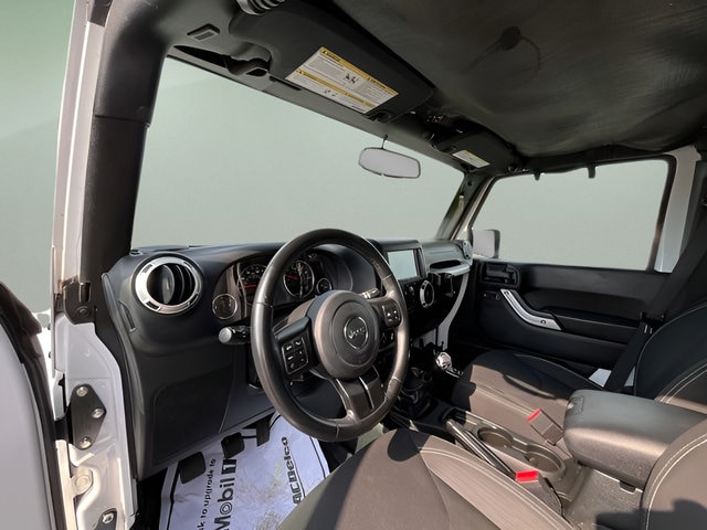 2018 Jeep Wrangler JK Unlimited Sahara - Photo 13