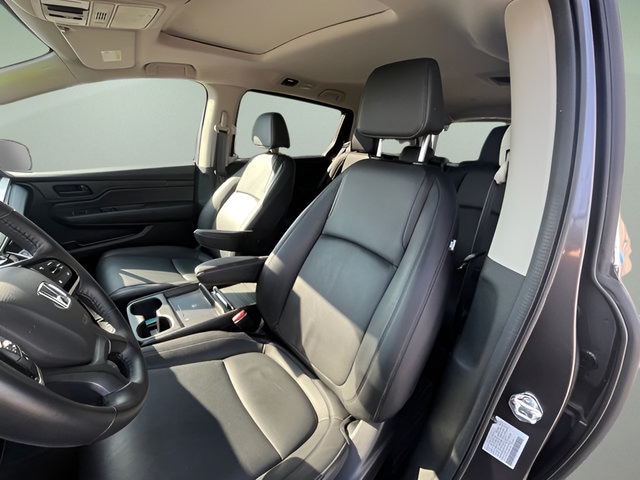 2025 Honda Odyssey EX-L - Photo 12
