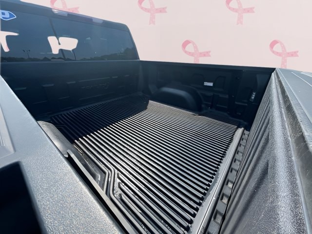 2025 Chevrolet Silverado 1500 LT - Photo 37
