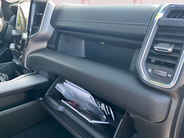2025 RAM Ram 1500 Pickup Laramie - Photo 37