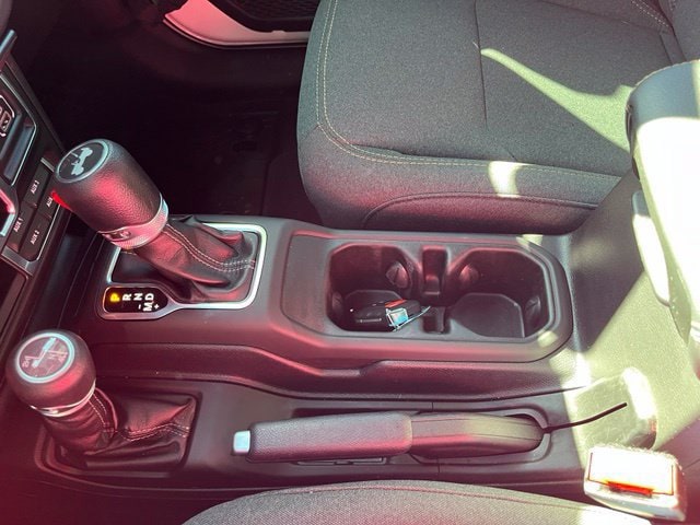 2024 Jeep Wrangler 4-Door Sahara - Photo 20