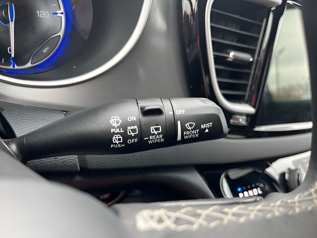 2025 Chrysler Pacifica Select - Photo 17