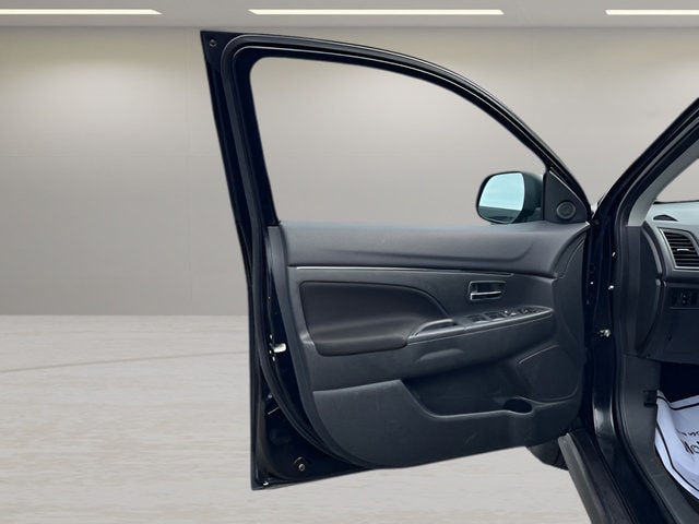 2024 Mitsubishi Outlander Sport S - Photo 9