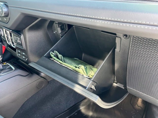 2024 Jeep Wrangler 4-Door Sahara - Photo 35
