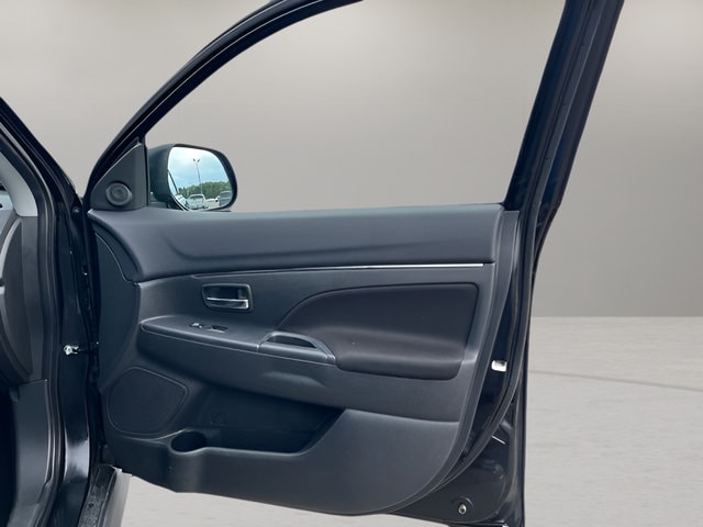 2024 Mitsubishi Outlander Sport S - Photo 28