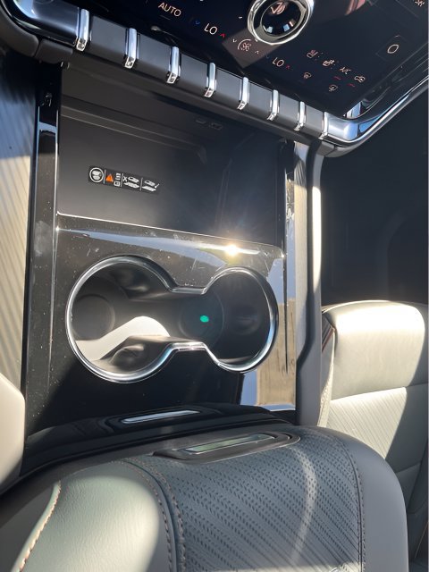 2027 GMC Yukon AT4 - Photo 20