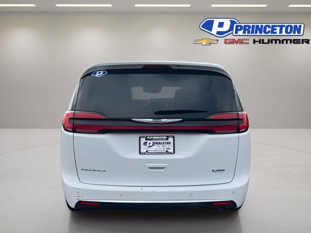 2025 Chrysler Pacifica Select - Photo 6