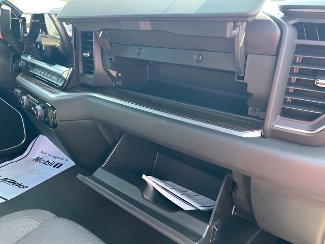 2025 Chevrolet Silverado 1500 LT - Photo 35