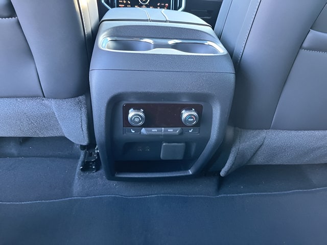 2026 GMC Acadia Elevation - Photo 29