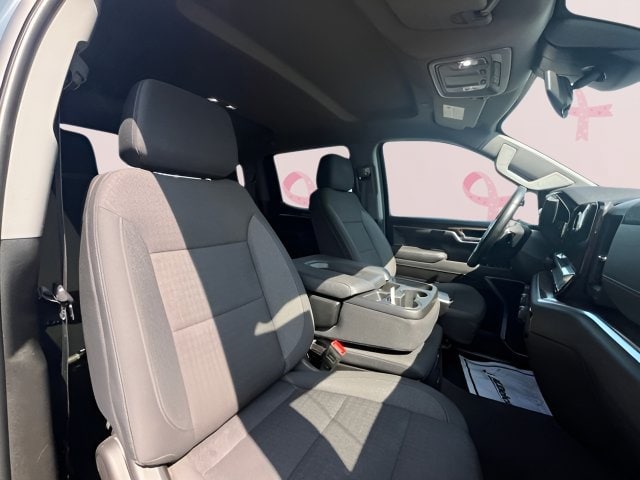 2025 Chevrolet Silverado 1500 LT - Photo 33