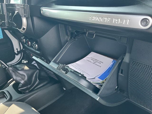 2018 Jeep Wrangler JK Unlimited Sahara - Photo 33