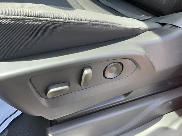 2025 Chevrolet Silverado 1500 LT - Photo 11