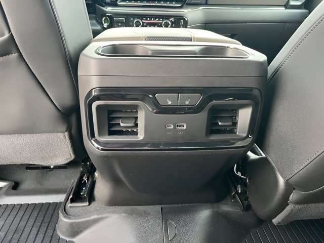 2024 Chevrolet Silverado 1500 ZR2 - Photo 28