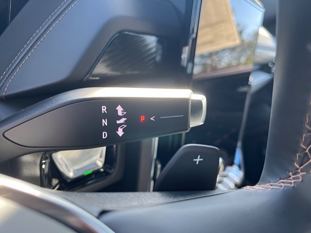 2027 GMC Yukon AT4 - Photo 17