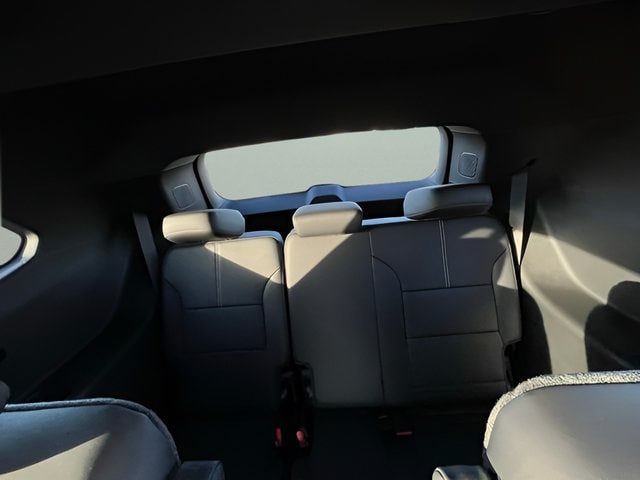 2026 GMC Acadia Elevation - Photo 27