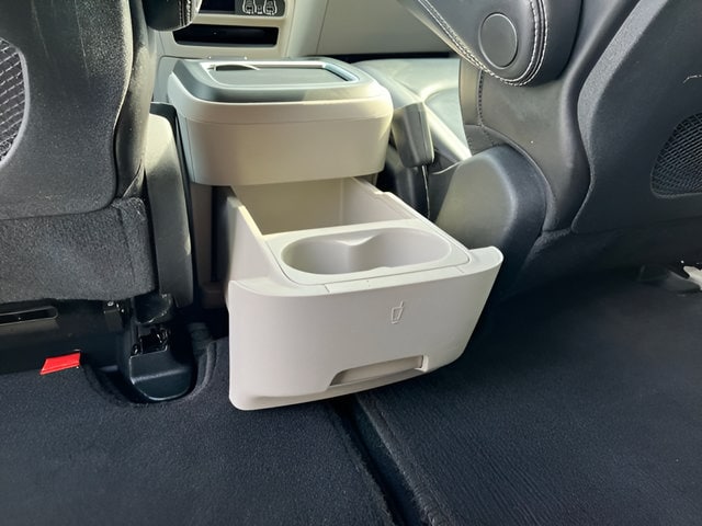 2024 Chrysler Pacifica Touring L - Photo 27
