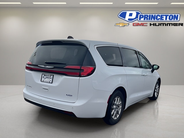 2025 Chrysler Pacifica Select - Photo 7