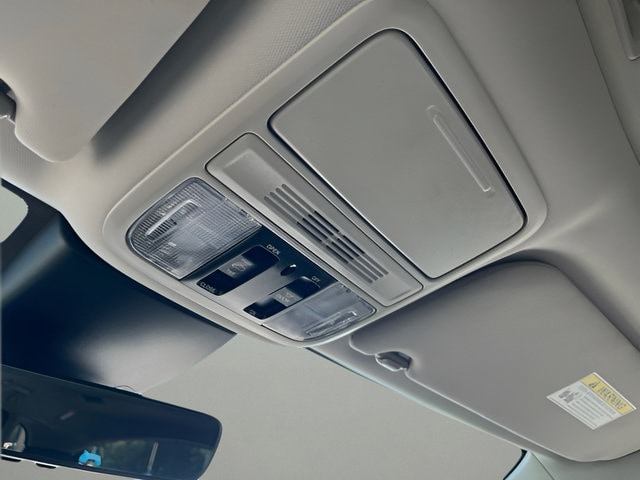 2025 Honda Odyssey EX-L - Photo 23