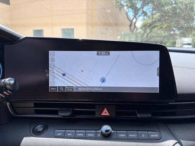 2025 Hyundai Elantra Blue - Photo 22