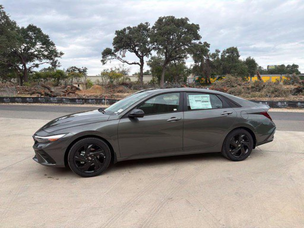 New 2026 Hyundai Elantra SEL Sport Plus Sedan