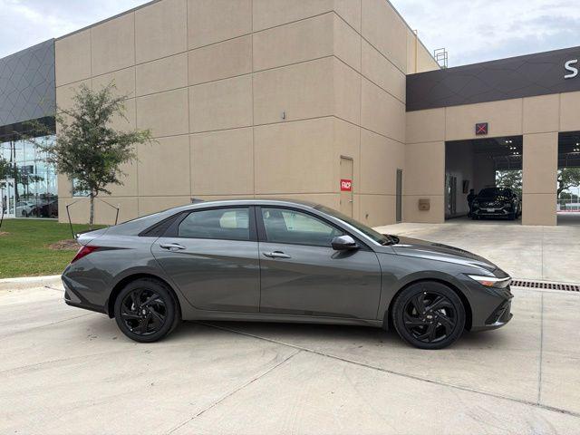New 2026 Hyundai Elantra SEL Sport Plus Sedan
