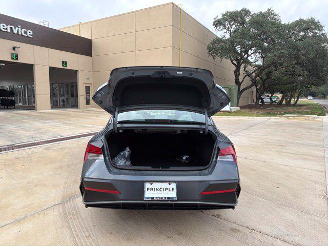 New 2026 Hyundai Elantra Limited Sedan