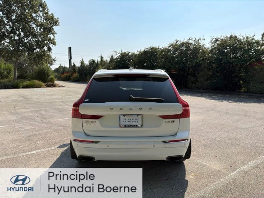 Used 2018 Volvo XC60 T5 Inscription SUV