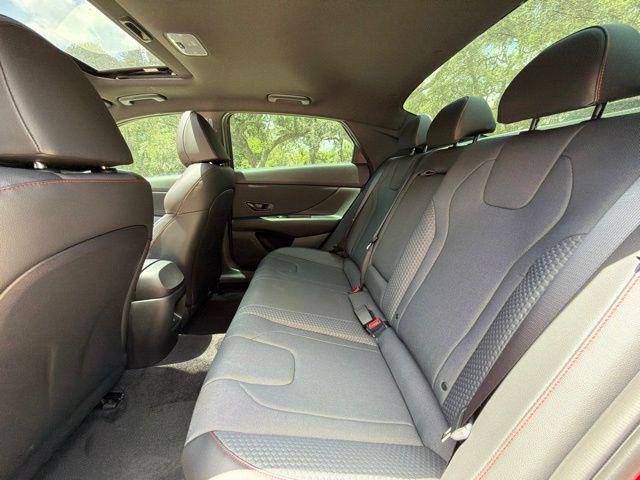 2026 Hyundai Elantra N Line - Photo 16