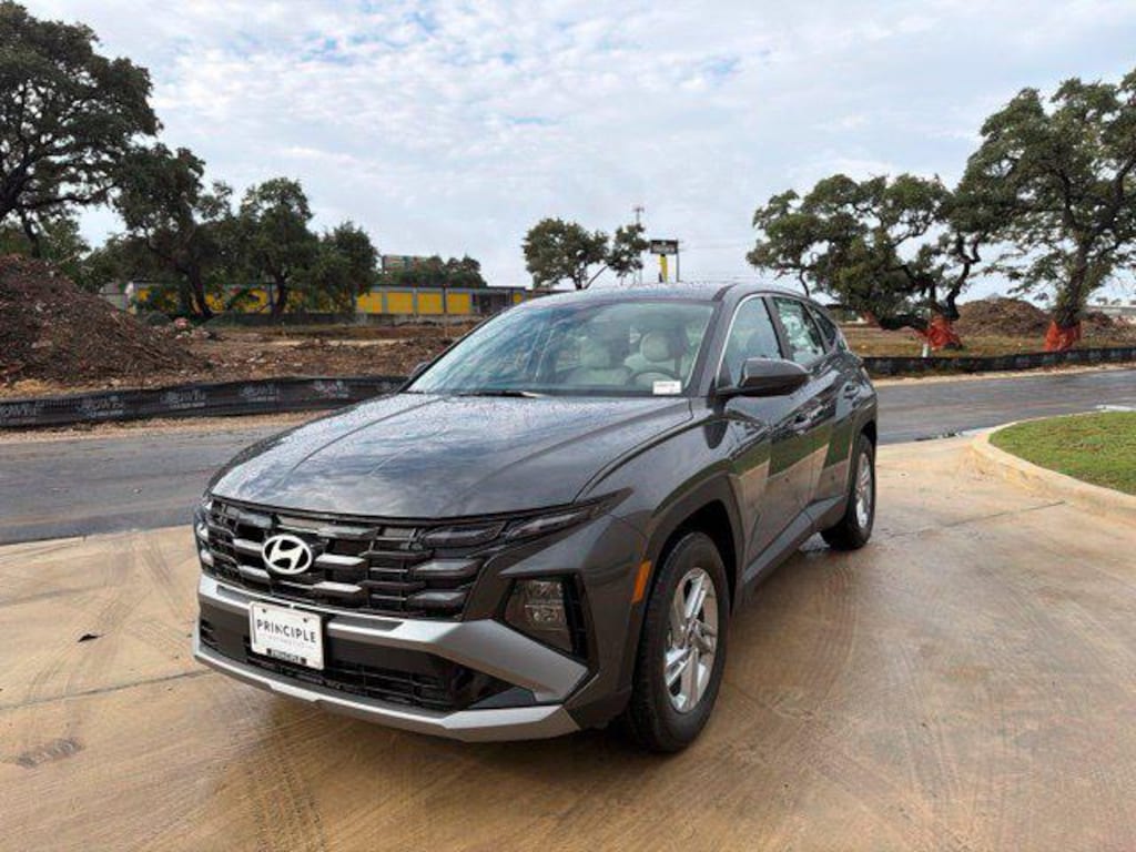 New 2026 Hyundai Tucson SE FWD SUV