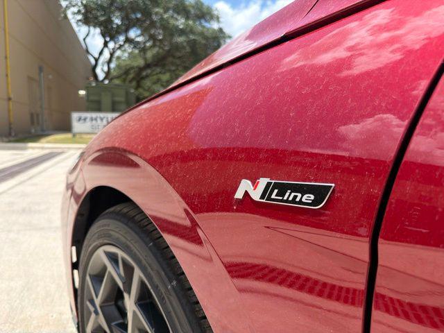 2026 Hyundai Elantra N Line - Photo 13