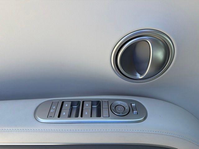 2026 Hyundai Palisade Limited - Photo 19