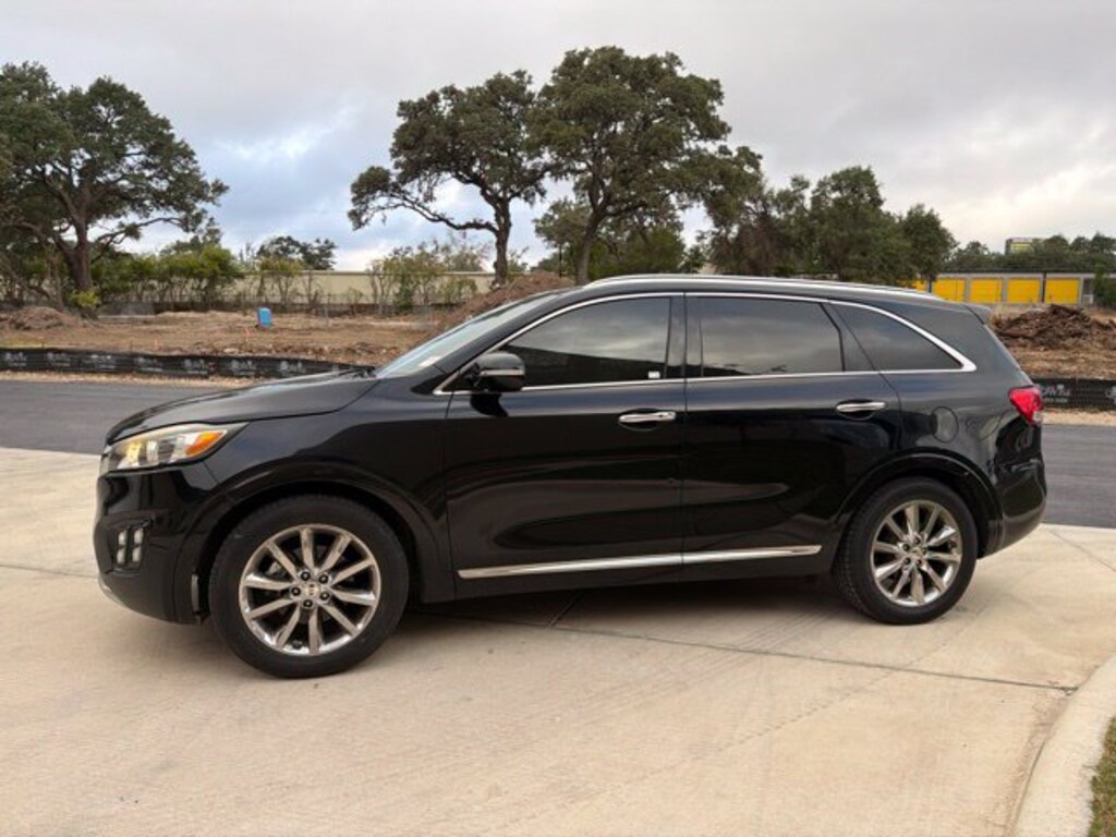 Used 2016 Kia Sorento SX Limited SUV