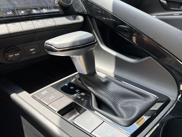 2025 Hyundai Elantra Blue - Photo 26