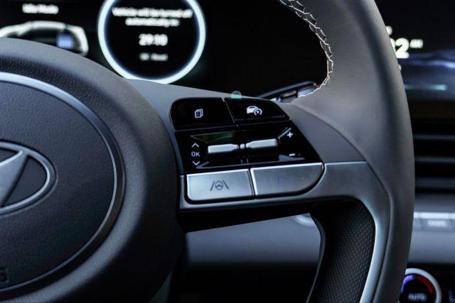 2025 Hyundai Elantra Blue - Photo 12