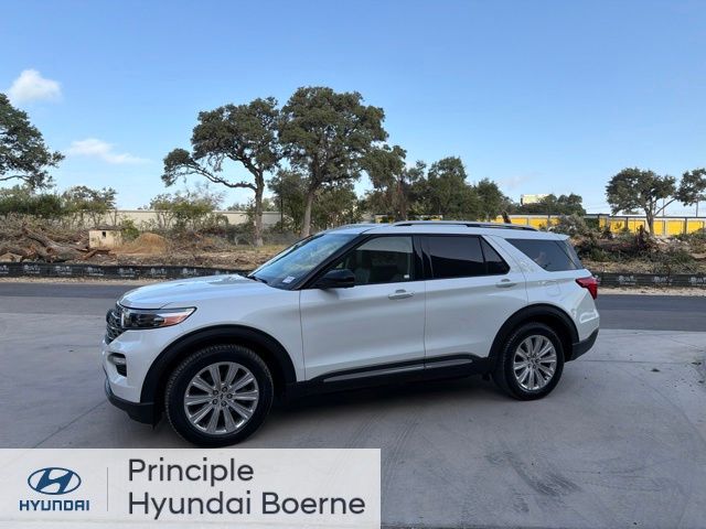 2020 Ford Explorer