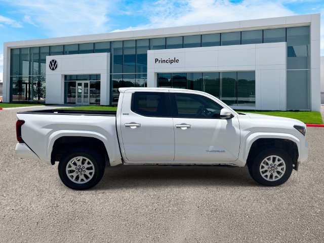 Used 2024 Toyota Tacoma 4WD SR5 Truck Double Cab