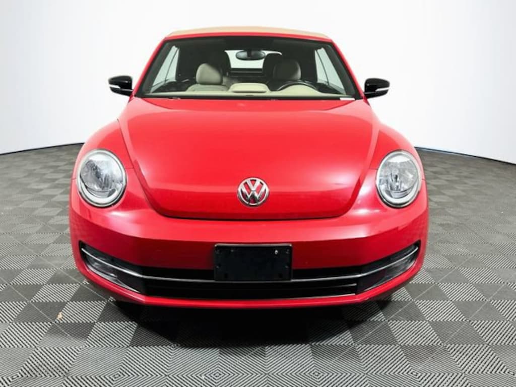 Used 2013 Volkswagen Beetle Convertible 2.0T Convertible
