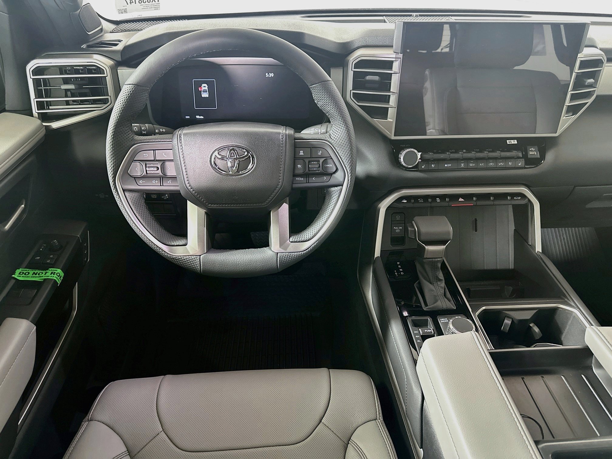 2026 Toyota Tundra Limited - Photo 10