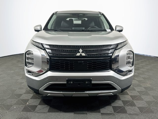 Used 2024 Mitsubishi Outlander SE SUV